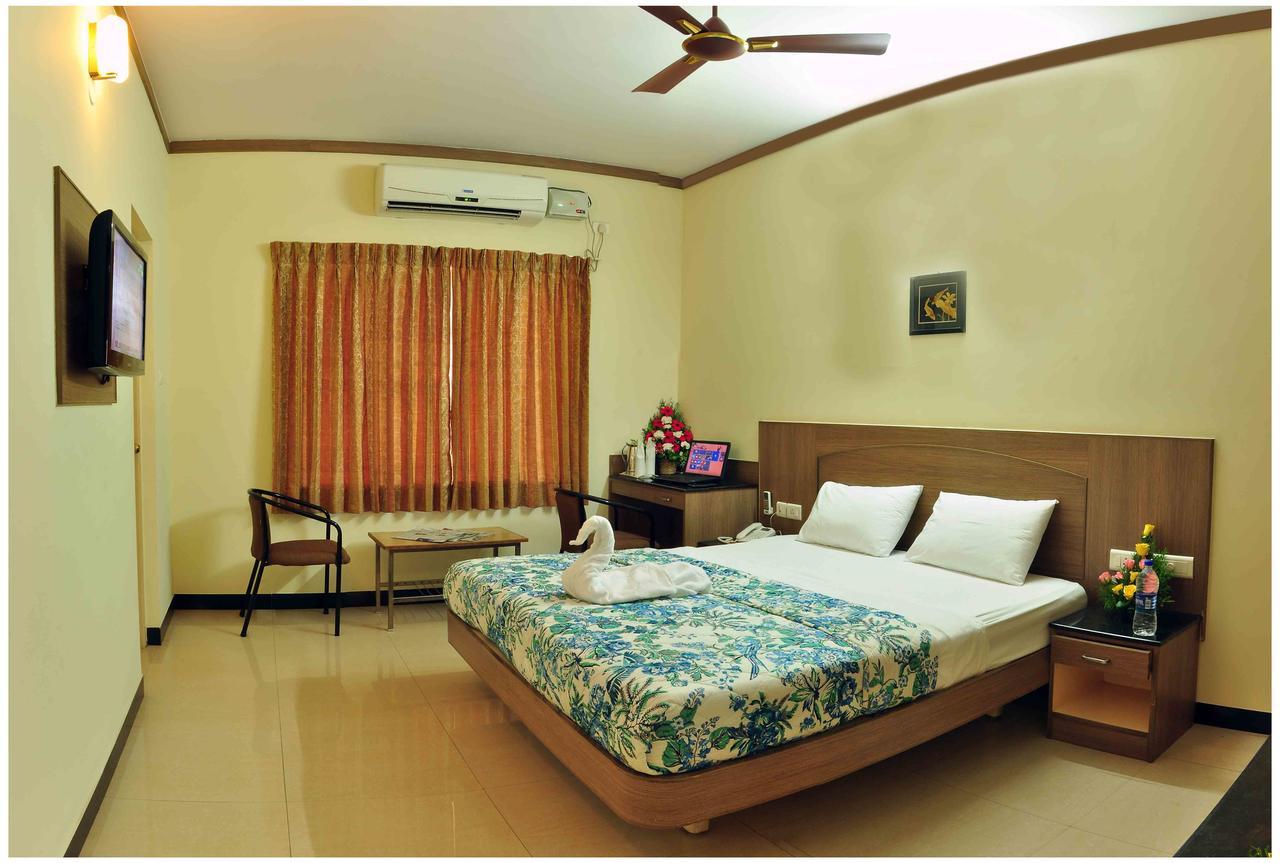 Hotel Sk Residency à Coimbatore Extérieur photo